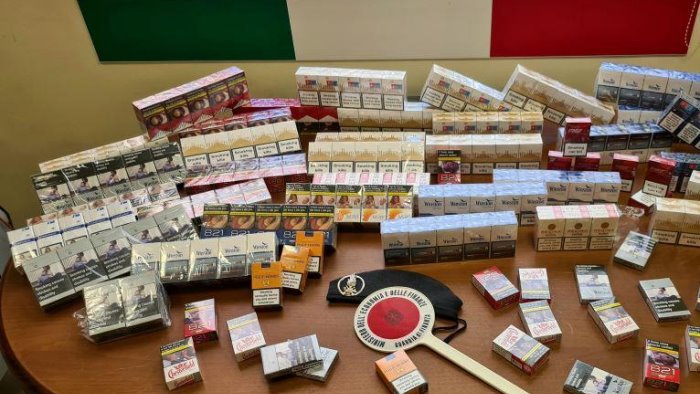 sequestrati dalla guardia di finanza 8 chili di sigarette di contrabbando