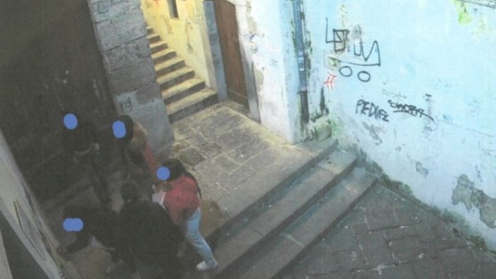 vandali a santa sofia sono state delle ragazzine minorenni