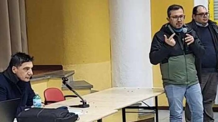 impianto trattamento fanghi a savignano irpino la puglia torna alle barricate