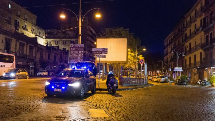 100 carabinieri per la movida a napoli un arresto denunce e sequestri