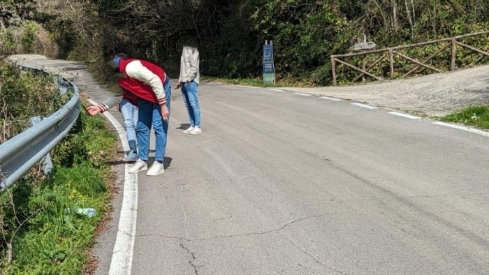 ciclista arianese assalito da un cane trasferito in eliambulanza a foggia