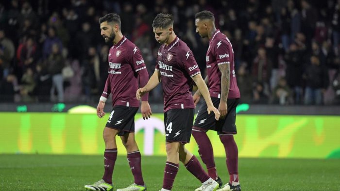 salernitana cambiano gli orari delle sfide con sassuolo lazio e fiorentina