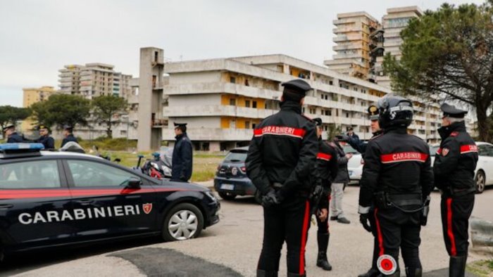 Insulti Nel Gruppo Whatsapp Delle Mamme Di Scampia, Poi La Rissa ...