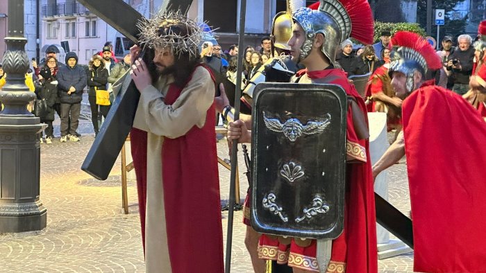 grottaminarda tutto pronto per la tradizionale via crucis vivente