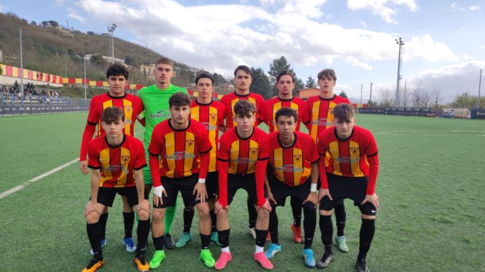 benevento under 17 un passo in avanti verso le fasi finali da capolista