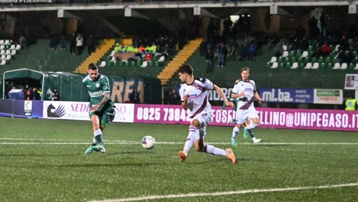 avellino catania 5 2 liotti grande emozione per il primo gol