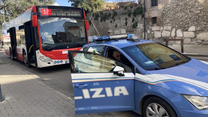 autista di un bus aggredito a benevento secondo episodio in pochi giorni