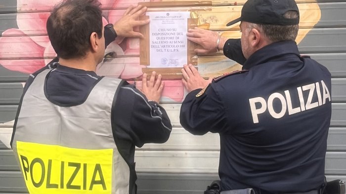 spaccio all interno del circolo ricreativo di battipaglia chiuso dalla polizia