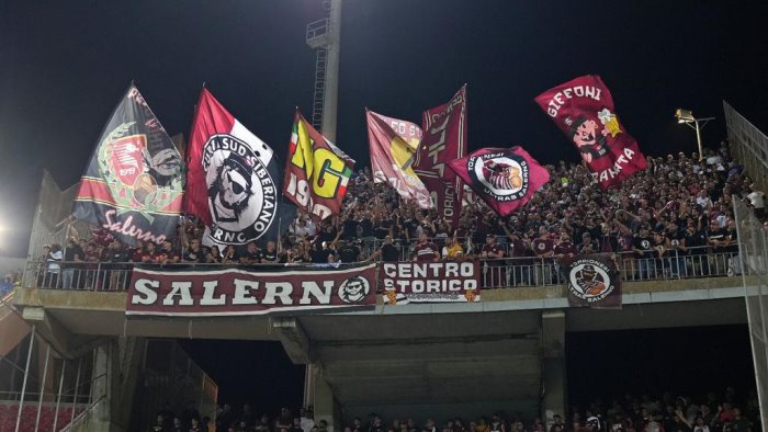 salernitana a cagliari non sarai sola il dato definitivo dei tifosi