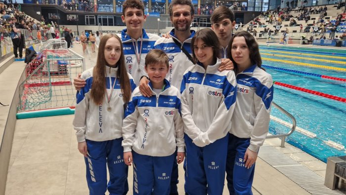 nuoto nuovi trionfi a napoli per la societa sportiva new sporting in ariano