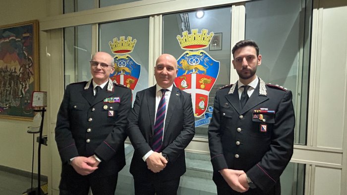 sicurezza a scafati bicchielli fa visita alla tenenza dei carabinieri