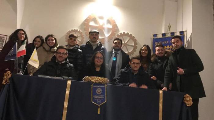 pasqua 2020 la solidarieta del rotaract avellino est