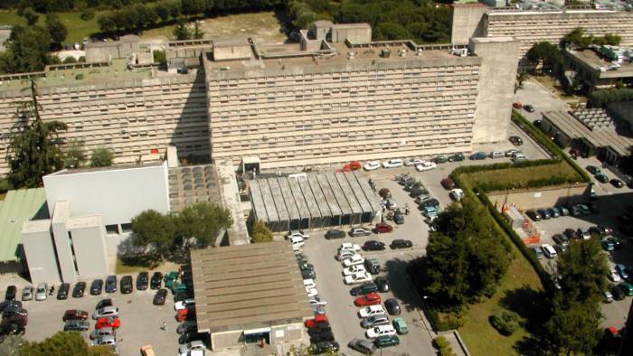 da domani parte la sanificazione dei viali del policlinico