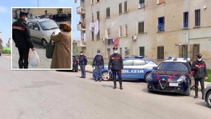 troppa gente e auto in strada scattano piu controlli foto