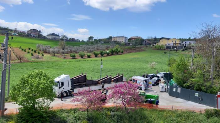 travolto da una mensola di ferro muore 38enne