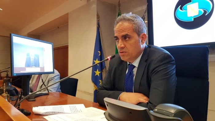 petracca fusione eav air e opportunita per l irpinia