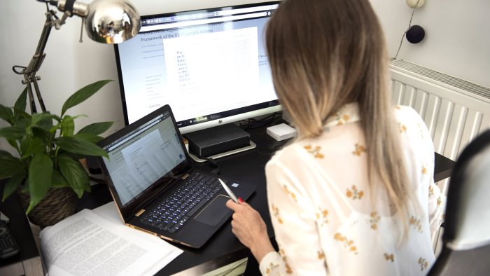 gli effetti del covid sul lavoro femminile focus in regione