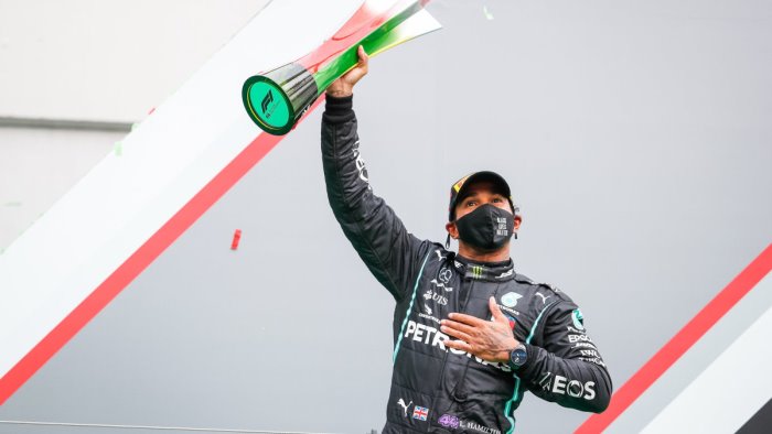 pole di hamilton su perez e verstappen a imola leclerc 4