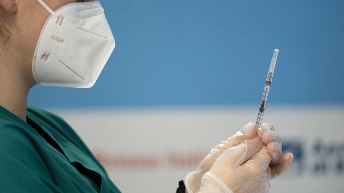 hub vaccinale a san marzano giusto combattere il virus