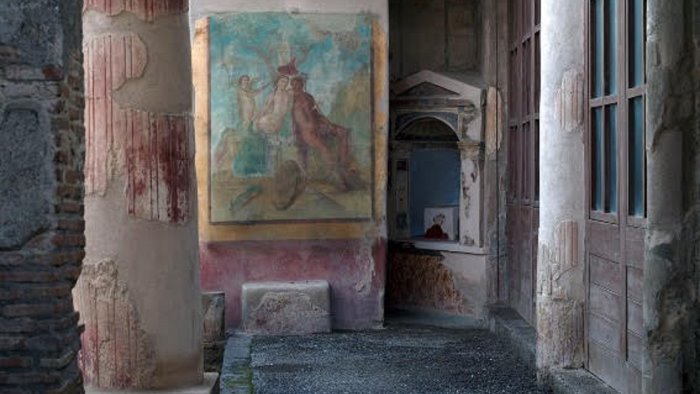 l anima di pompei in un progetto artistico fotografico