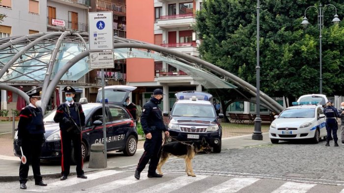 pontecagnano dodici denunce e un arresto in una settimana