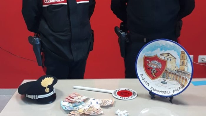 lotta alla spaccio di droga arrestato 39enne a salerno