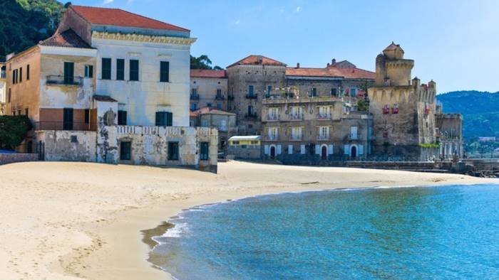 castellabate spiagge per bambini riconfermata bandiera verde