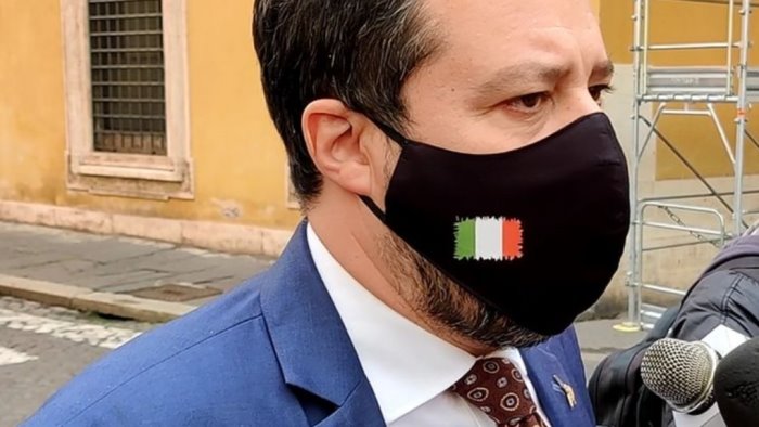 salvini non si fa saltare il governo per speranza