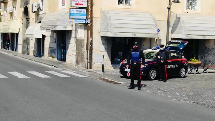 bisca clandestina a pogerola carabinieri denunciano 6 persone