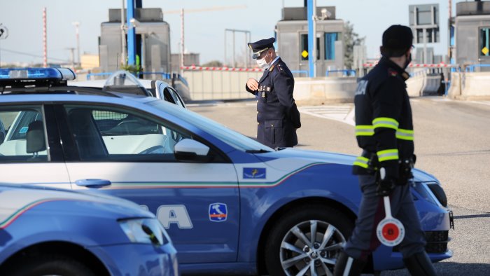 mobilita crollano spostamenti nel fine settimana di pasqua