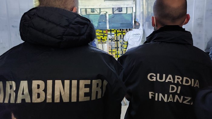 il porto della droga maxi sequestro di cocaina a salerno