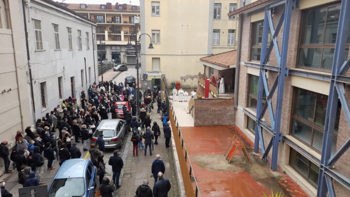 torna la benedizione delle palme davanti la chiesa del rosario fedeli in festa