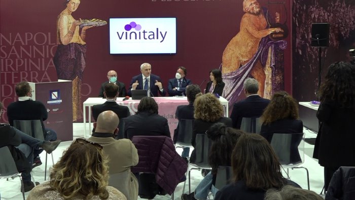 cala il sipario sul vinitaly boom di presenze per la campania