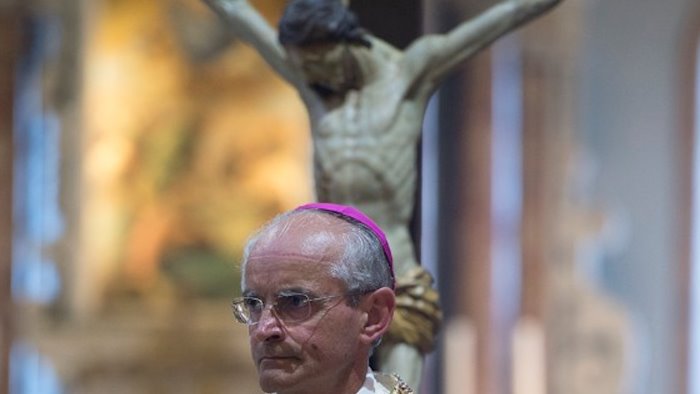 avellino stasera torna la via crucis si parte dal duomo ecco il percorso