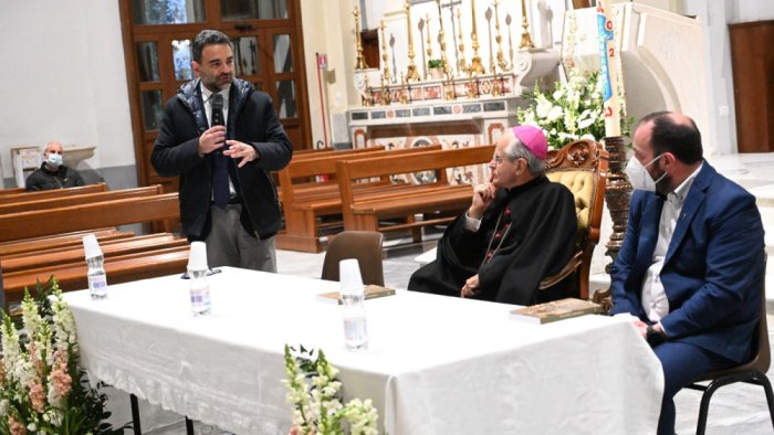 atripalda omaggia la grande opera di monsignor luigi barbarito