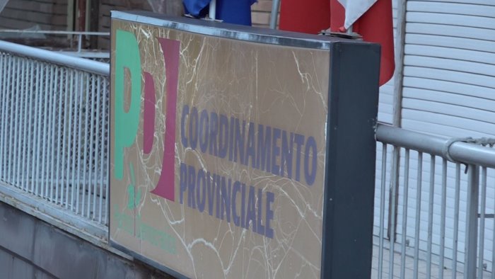 amministrative scontro nel pd meninno ricorre contro l elezione di pizza