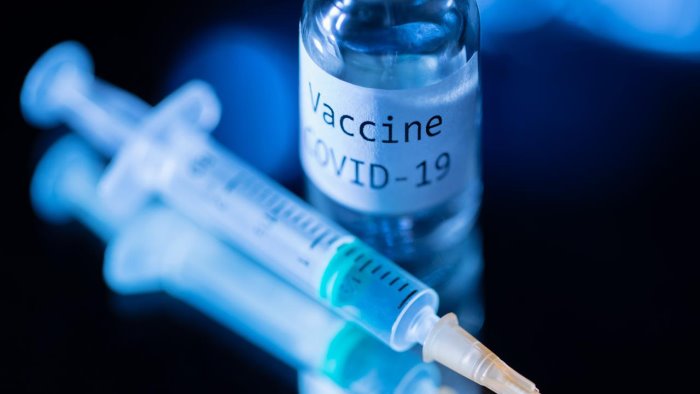 covid e vaccini centri aperti per somministrare le quarte dosi in irpinia