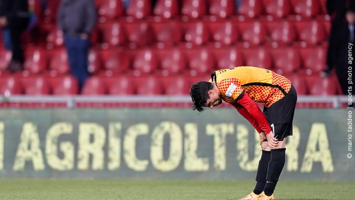 benevento che amarezza il ko con la ternana le foto dell incontro