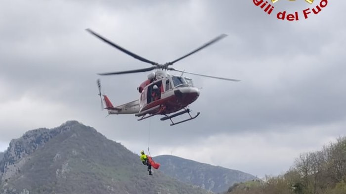 si allontana dalla casa di riposo e si perde anziano salvato in elicottero