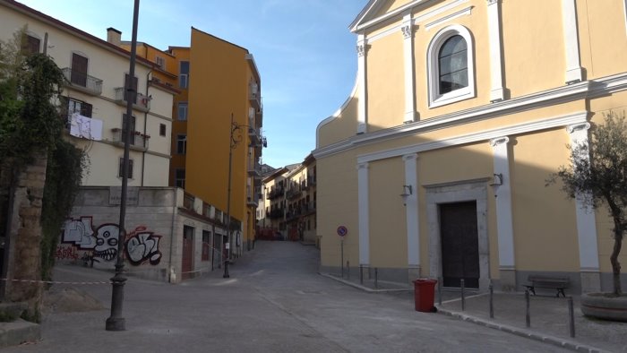 centro storico ok la ripavimentazione a giorni riapre rampa san modestino