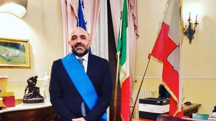 gestione dei rifiuti la provincia chiede chiarimenti alla regione