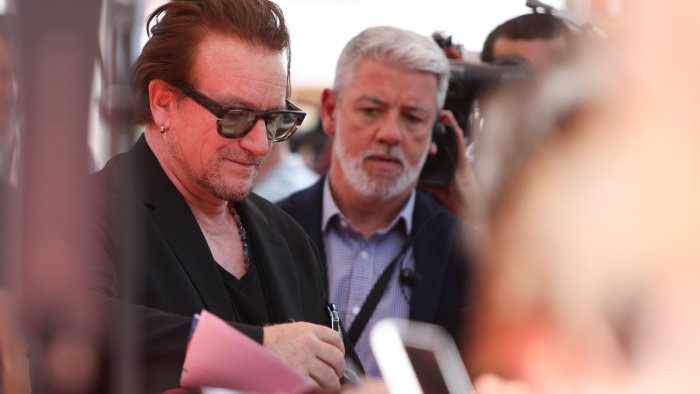 bono vox a napoli il 13 maggio parte la prevendita dove comprare i biglietti