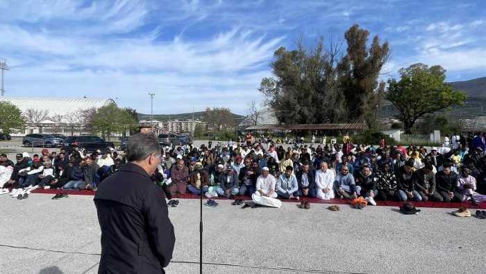 la comunita musulmana di eboli celebra la fine del ramadan