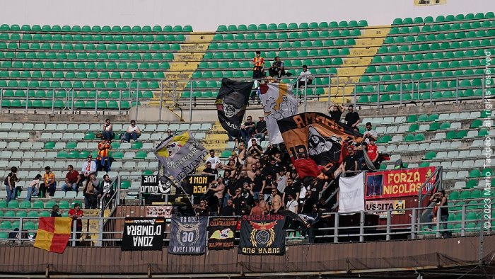 pari tra palermo e benevento tutte le foto del match