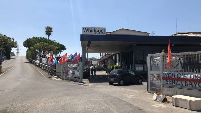 svolta per la whirlpool ecco la tea tek group salvi tutti i 312 lavoratori