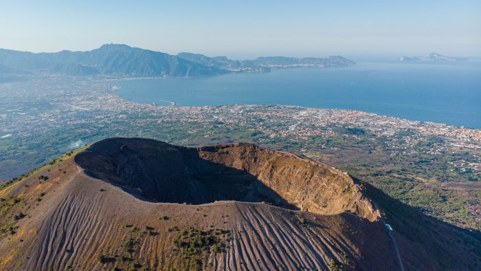 festa scudetto no ai fumogeni sul vesuvio e troppo pericoloso