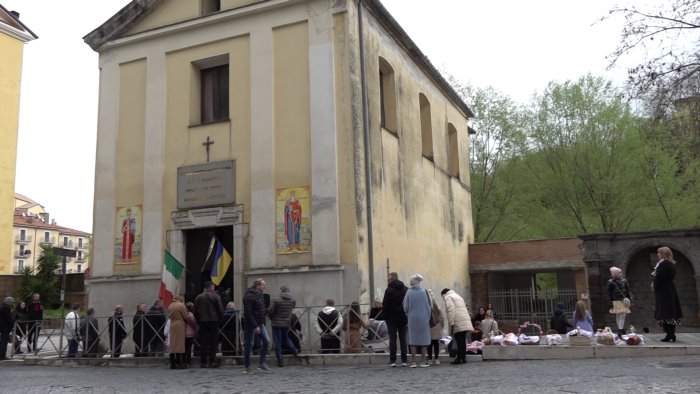 gesu e risorto speriamo risorga presto anche l ucraina