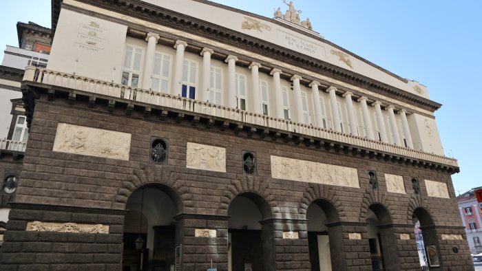 teatro san carlo lascia il direttore della scuola di ballo fournial