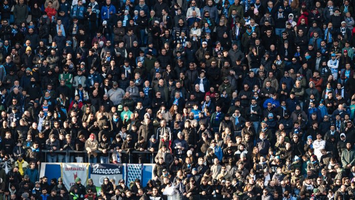 napoli frosinone raggiunto il sold out per la gara di domani alle 12 30