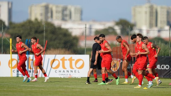 il benevento guarda avanti dal 30 ritiro romano al mancini